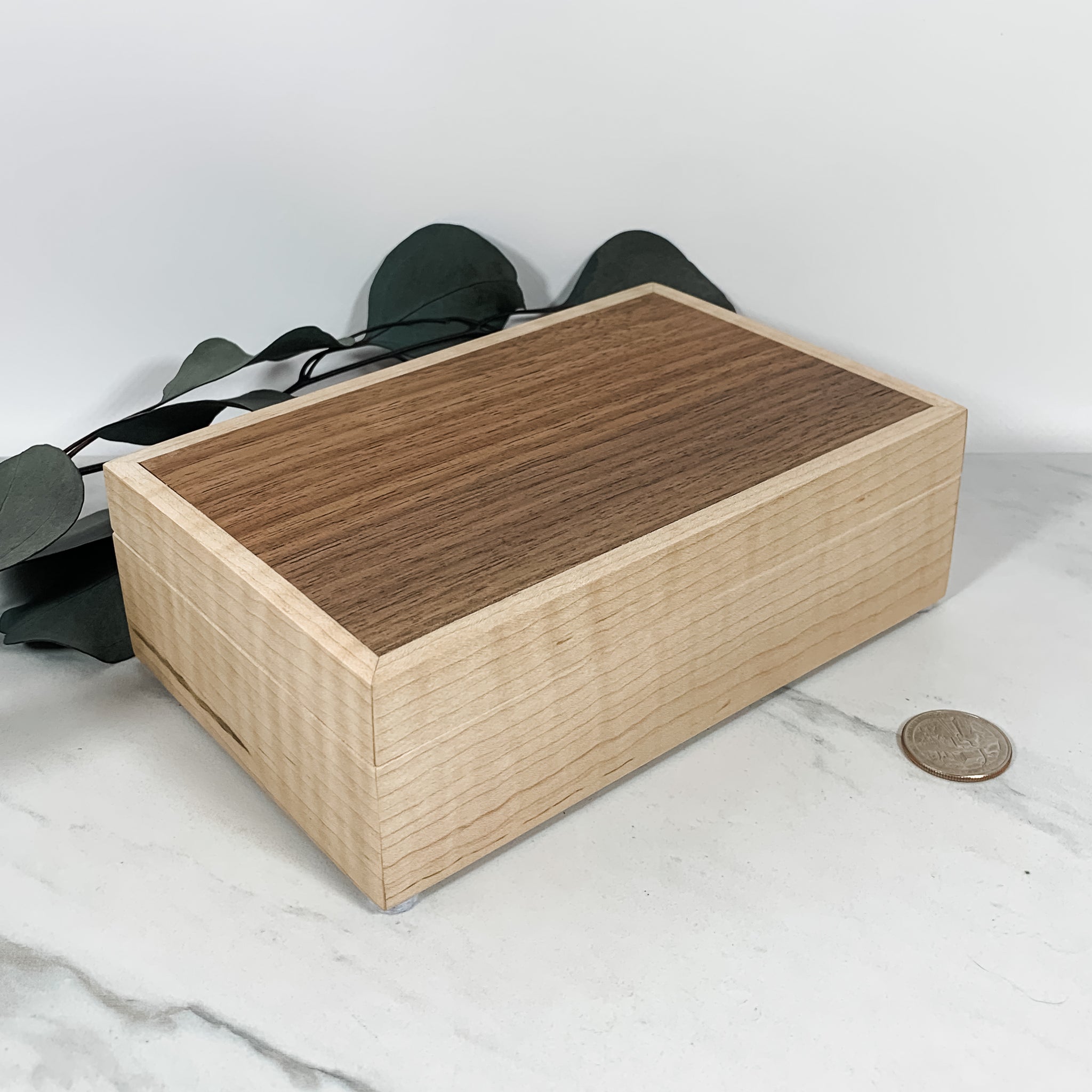 Walnut high quality and Maple Box/Jewelry Box/Keepsake Box